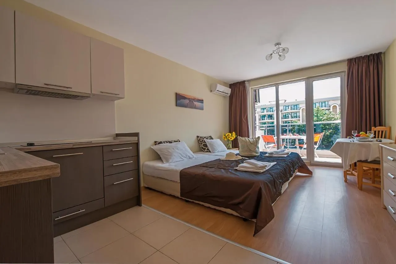 Admiral Plaza Holiday Apartments Sunny Beach