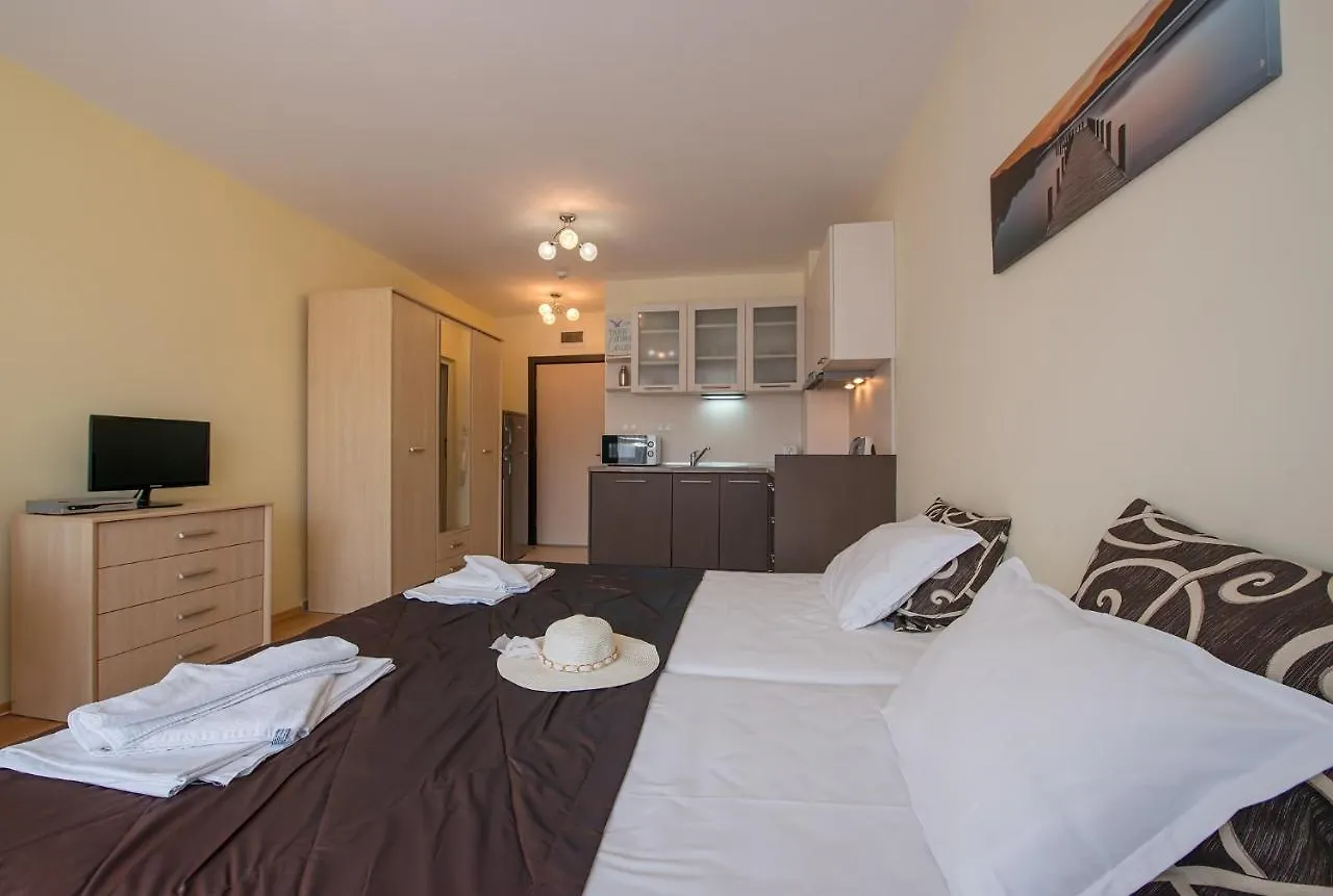 Admiral Plaza Holiday Apartments Sunny Beach